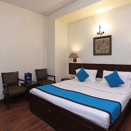 Collection O Hamilton Hotel New Delhi Buitenkant foto