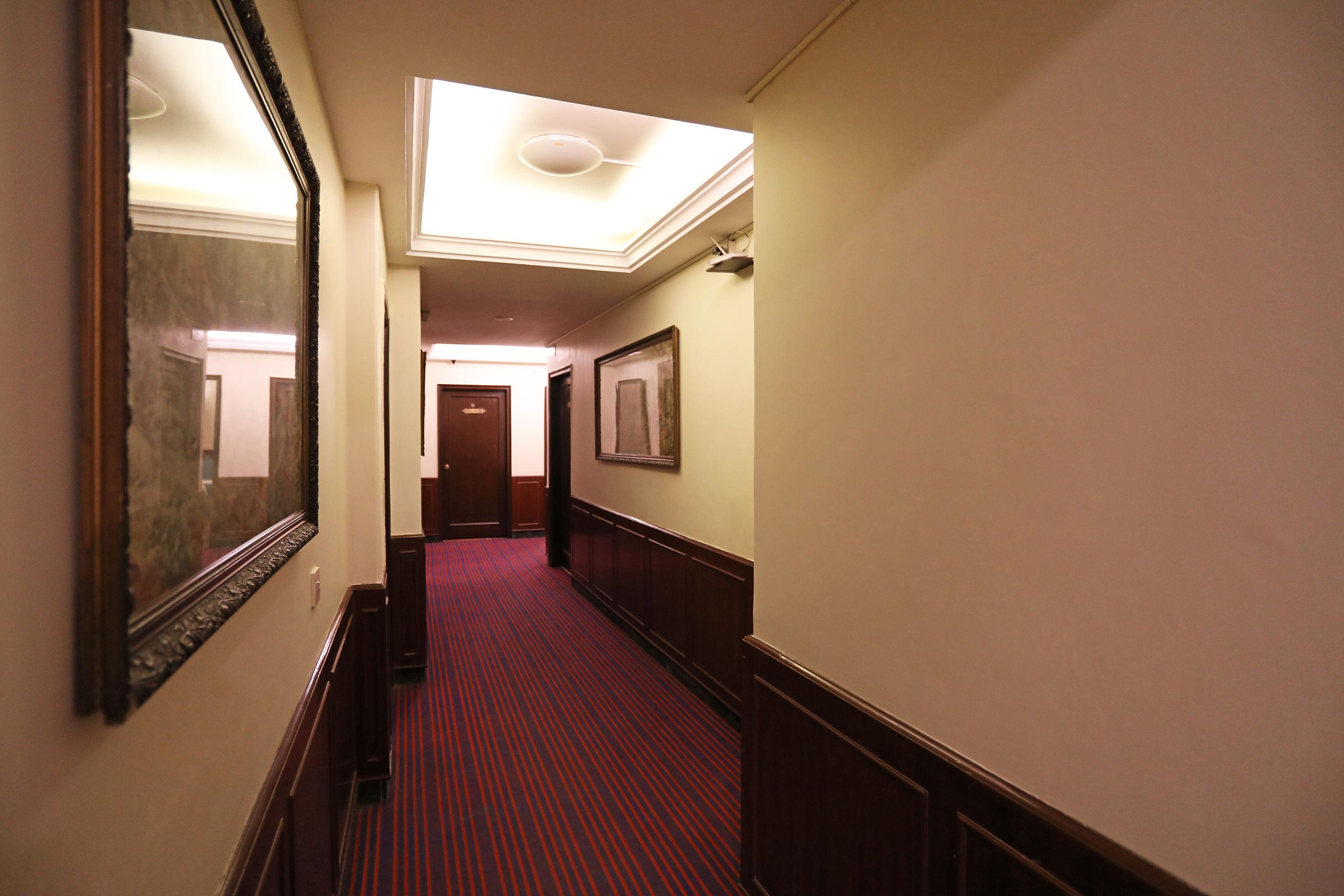 Collection O Hamilton Hotel New Delhi Buitenkant foto